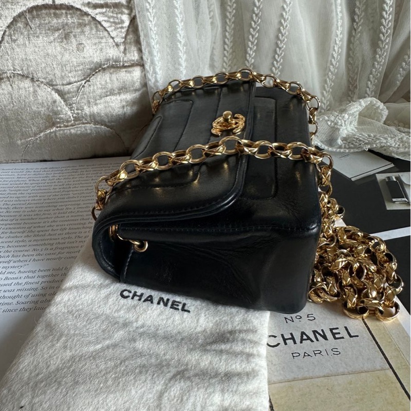香奈兒翻蓋包 雕花鏈 鏈條包 通花鏈 黑色皮 CC 金鍊 側背包 斜背包 古董包 Vintage chanel black flap chain bag classic flap rare-11