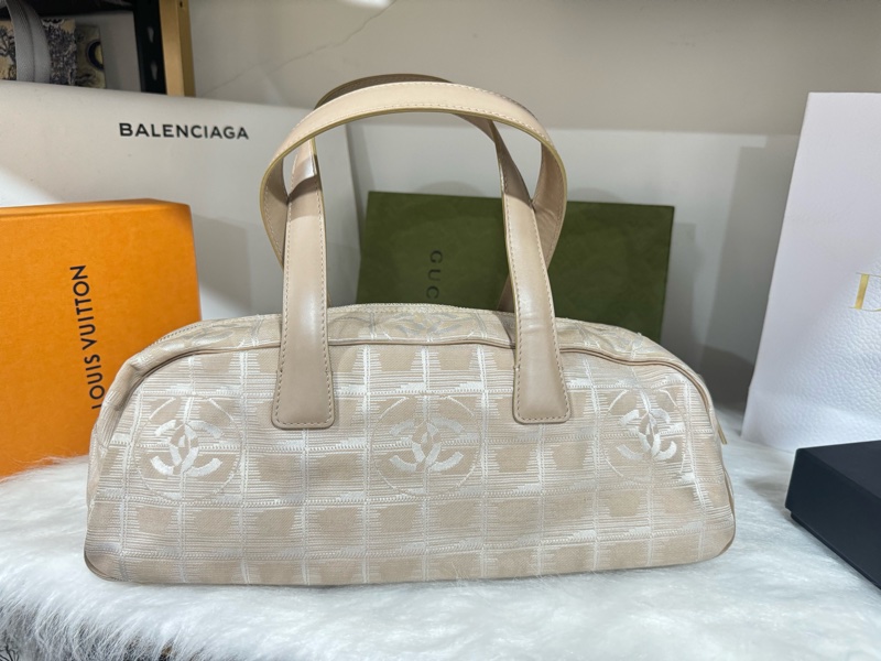 Chanel 法棍腋下包-3