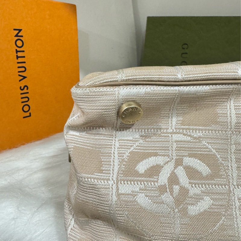 Chanel 法棍腋下包-12