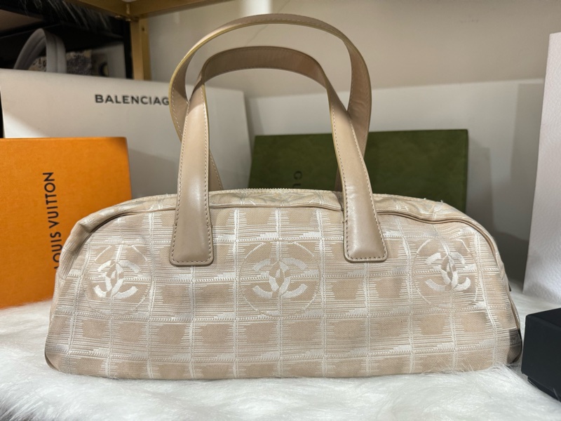 Chanel 法棍腋下包-16