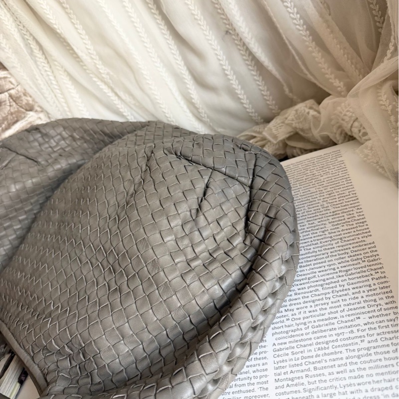 葆蝶家 編織手提包 托特包 肩背包 和尚包雲朵包 灰色 Bottega Veneta hobo bag-19