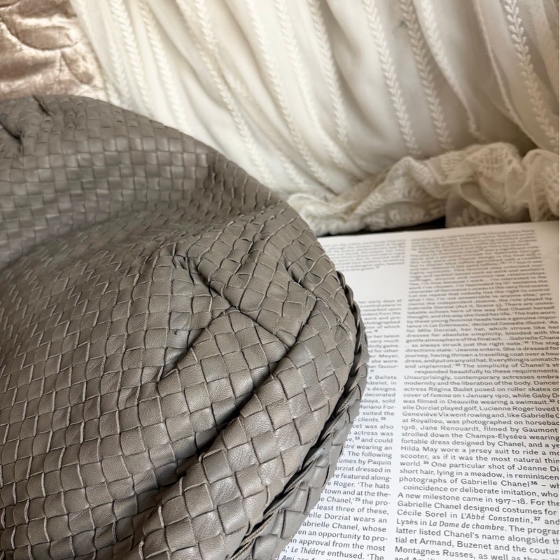 葆蝶家 編織手提包 托特包 肩背包 和尚包雲朵包 灰色 Bottega Veneta hobo bag-22