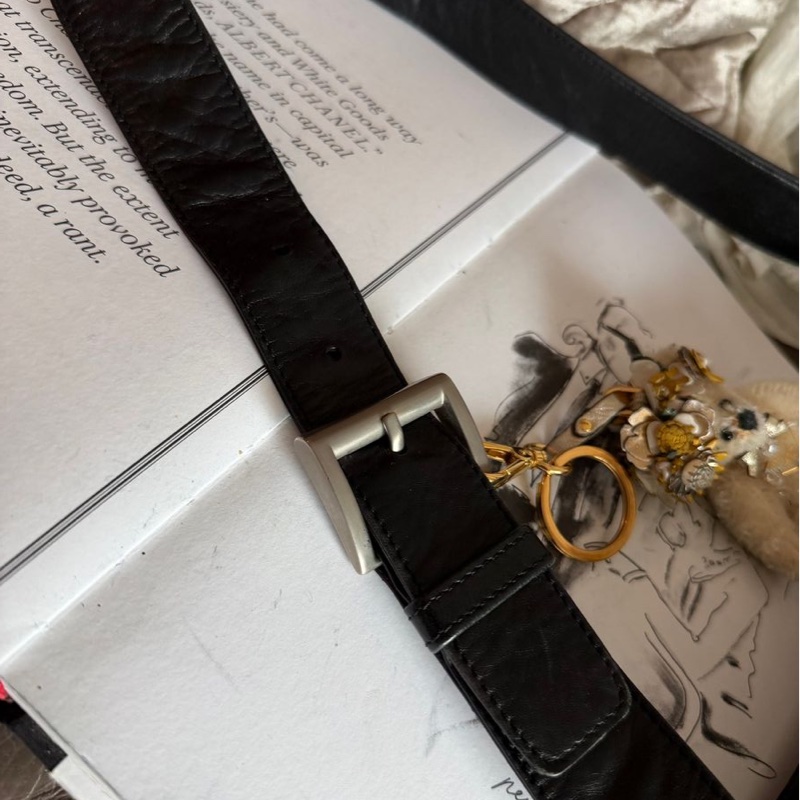 普拉達 黑色 包包prada re-nylon 再生尼龍系列 手袋 肩背包 腋下包 手提包 斜挎包 斜背包 側背包-18