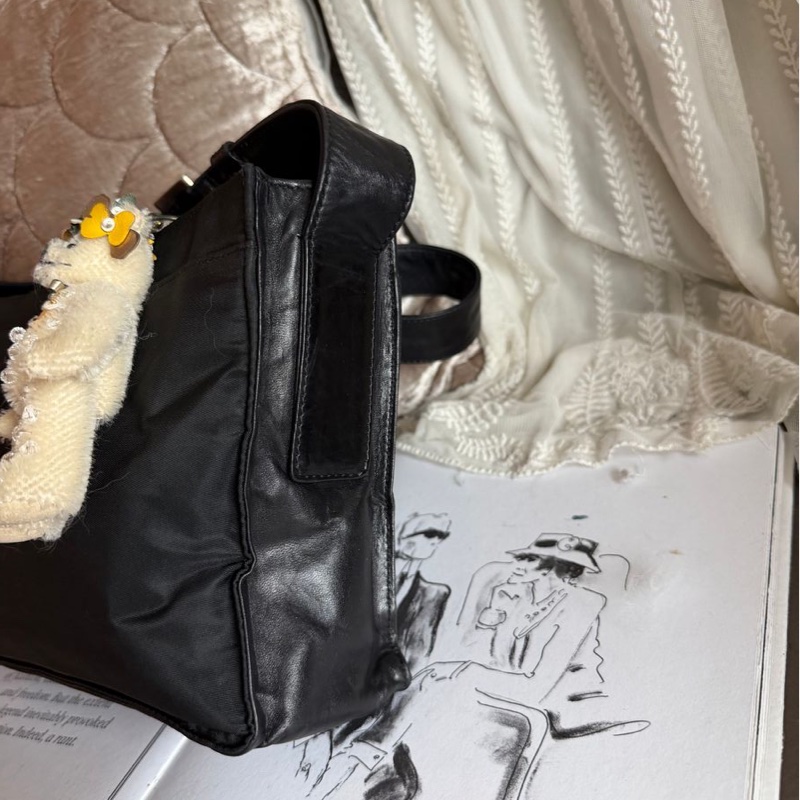 普拉達 黑色 包包prada re-nylon 再生尼龍系列 手袋 肩背包 腋下包 手提包 斜挎包 斜背包 側背包-21