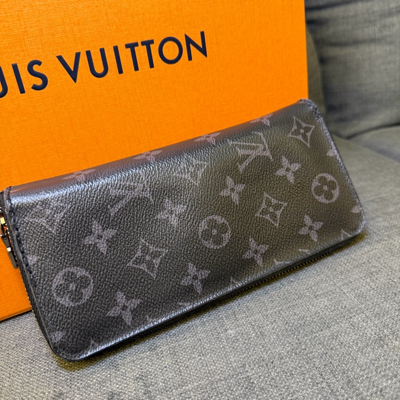 Louis Vuitton 黑色男生長夾|有零錢層-2