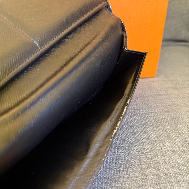 Louis Vuitton 黑色男生長夾|有零錢層-13