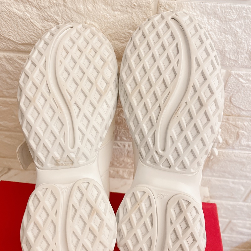 極新平台最低價✨RV 水鑽方釦春系鬆弛運動感瑪莉珍鞋/roger vivier白-5