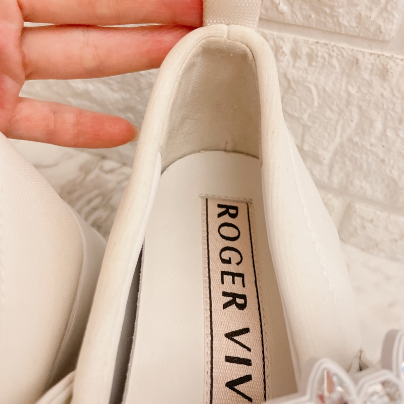 極新平台最低價✨RV 水鑽方釦春系鬆弛運動感瑪莉珍鞋/roger vivier白-17