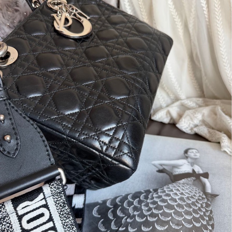 迪奧包 戴妃包 黑色 手提包 肩背包 側背包 連dior後買肩帶Lady Dior 黑皮包 lady dior bag black-13
