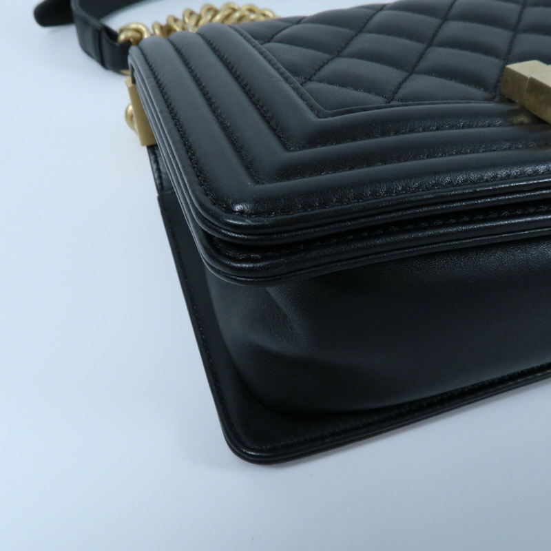 CHANEL 牛皮皮革Boy 20金扣鏈帶肩背袋-5