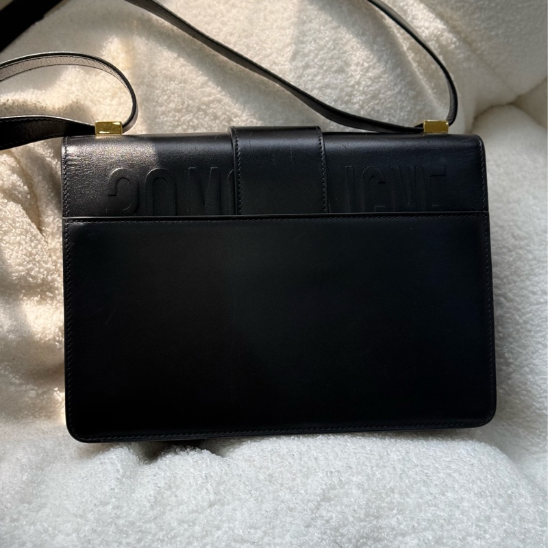 Dior 黑色全皮Montaigne 蒙田30單肩斜背包-1