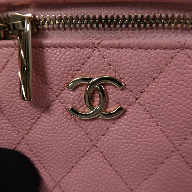 CHANEL 牛皮皮革Mini Vanity Case金扣鏈帶肩背袋-6