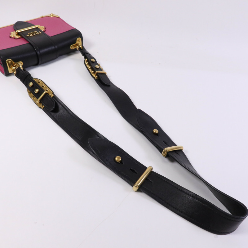 PRADA 牛皮皮革Cahier金扣肩背袋-9