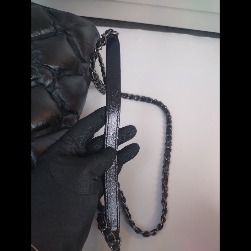 Chanel 霧銀鍊黑皮菱格泡泡口蓋包-27