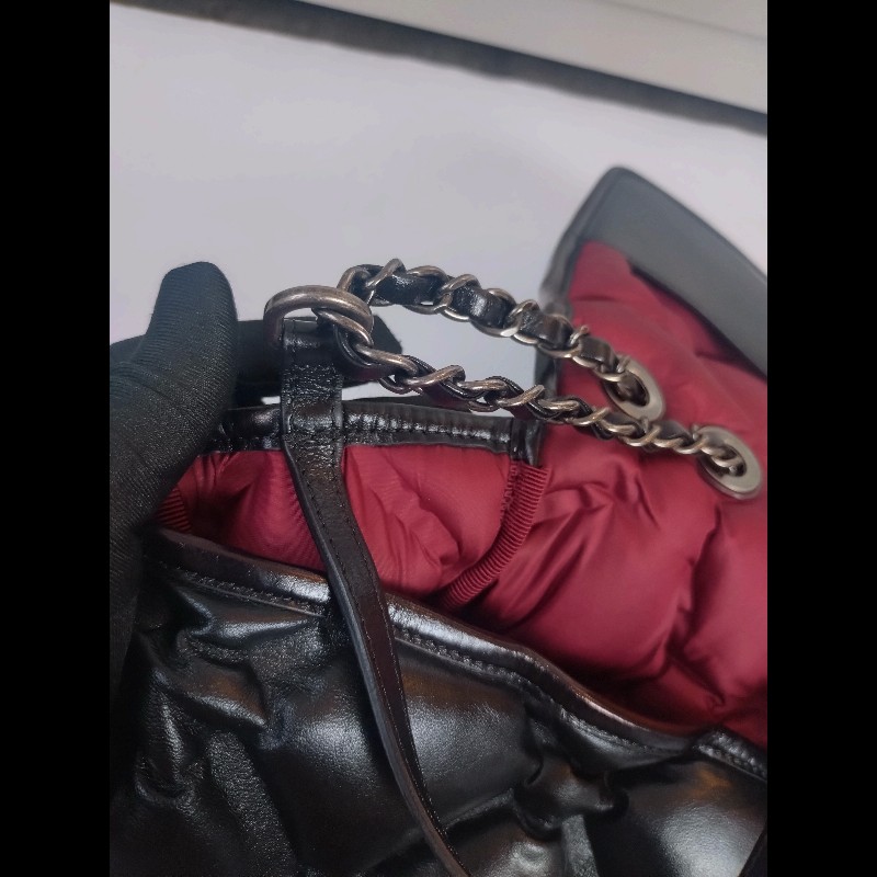 Chanel 霧銀鍊黑皮菱格泡泡口蓋包-30