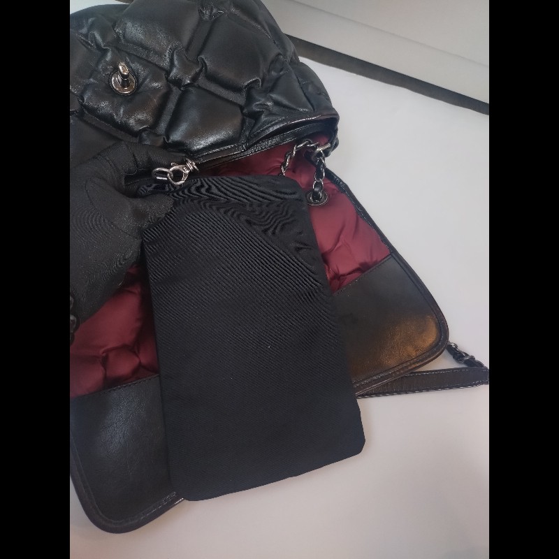 Chanel 霧銀鍊黑皮菱格泡泡口蓋包-32
