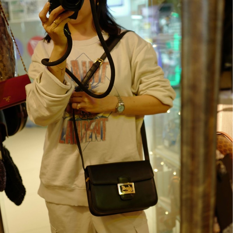 思琳 中古 馬車金扣 box 包 馬車扣黑色肩背包 空姐包 黑色皮革 側背包 斜背包 包包 中古包 vintage celine bag-1