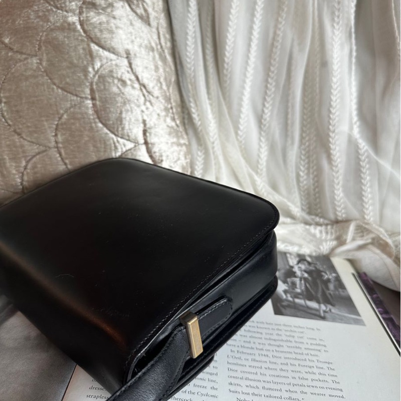 思琳 中古 馬車金扣 box 包 馬車扣黑色肩背包 空姐包 黑色皮革 側背包 斜背包 包包 中古包 vintage celine bag-7