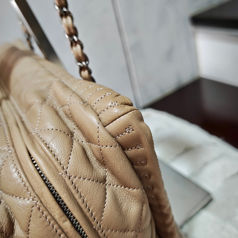 ChanelVintage 牛皮保齡球托特包-10