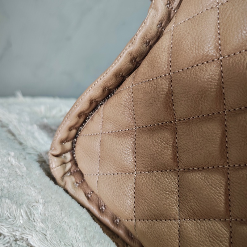 ChanelVintage 牛皮保齡球托特包-12