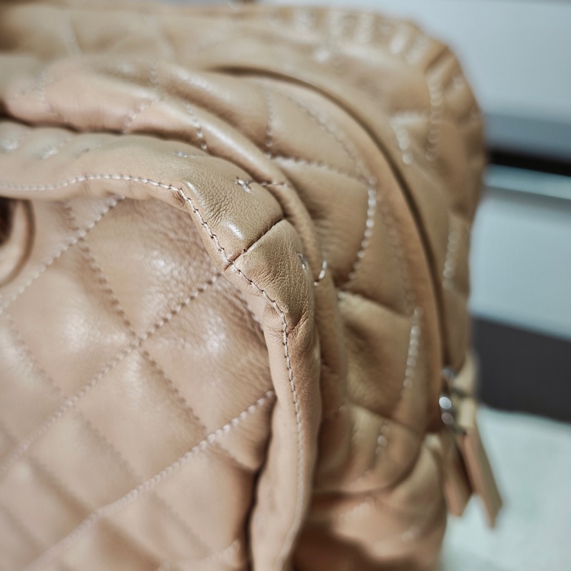 ChanelVintage 牛皮保齡球托特包-16