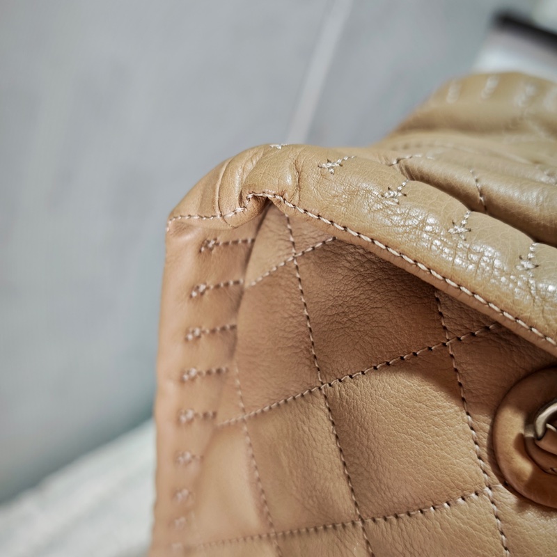 ChanelVintage 牛皮保齡球托特包-17