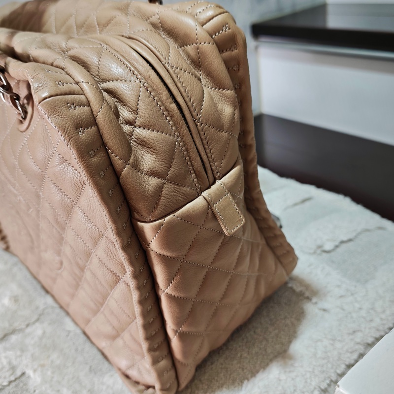 ChanelVintage 牛皮保齡球托特包-23