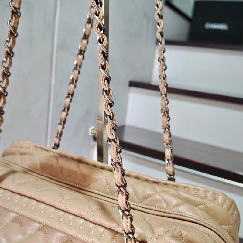 ChanelVintage 牛皮保齡球托特包-28