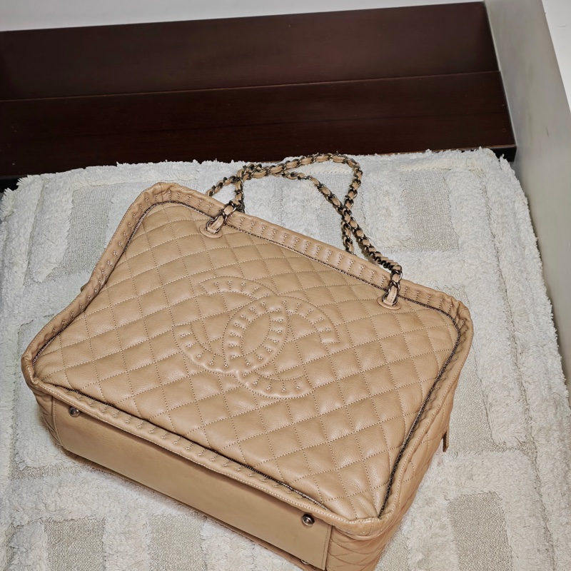 ChanelVintage 牛皮保齡球托特包-30