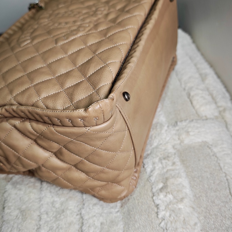 ChanelVintage 牛皮保齡球托特包-33