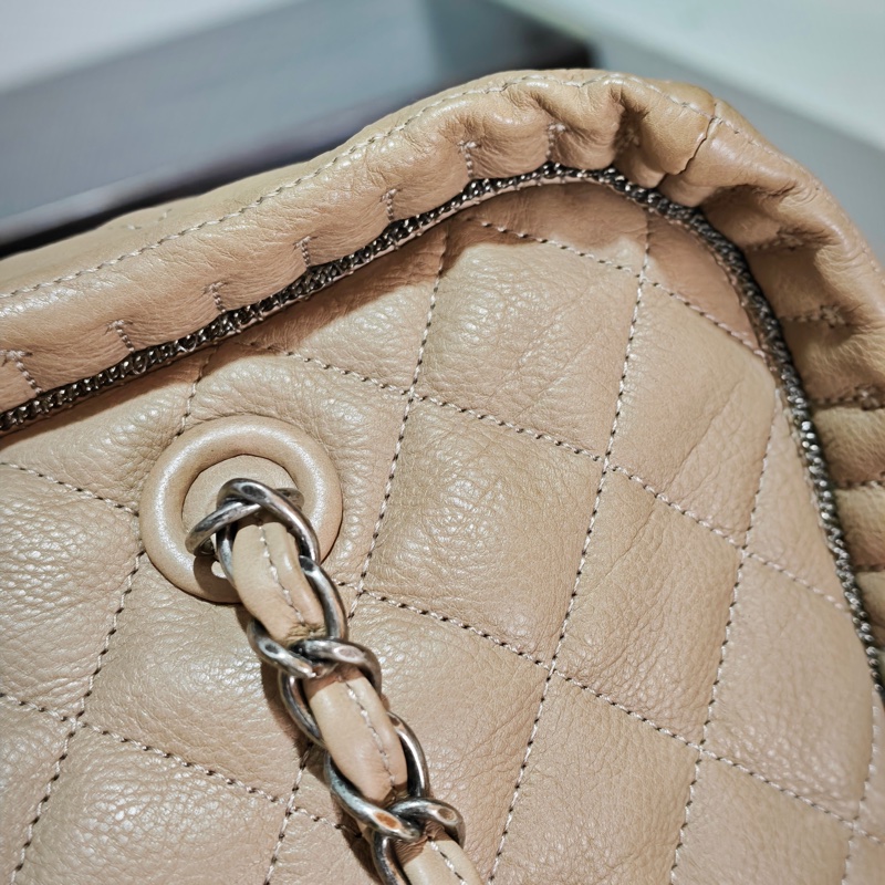 ChanelVintage 牛皮保齡球托特包-43