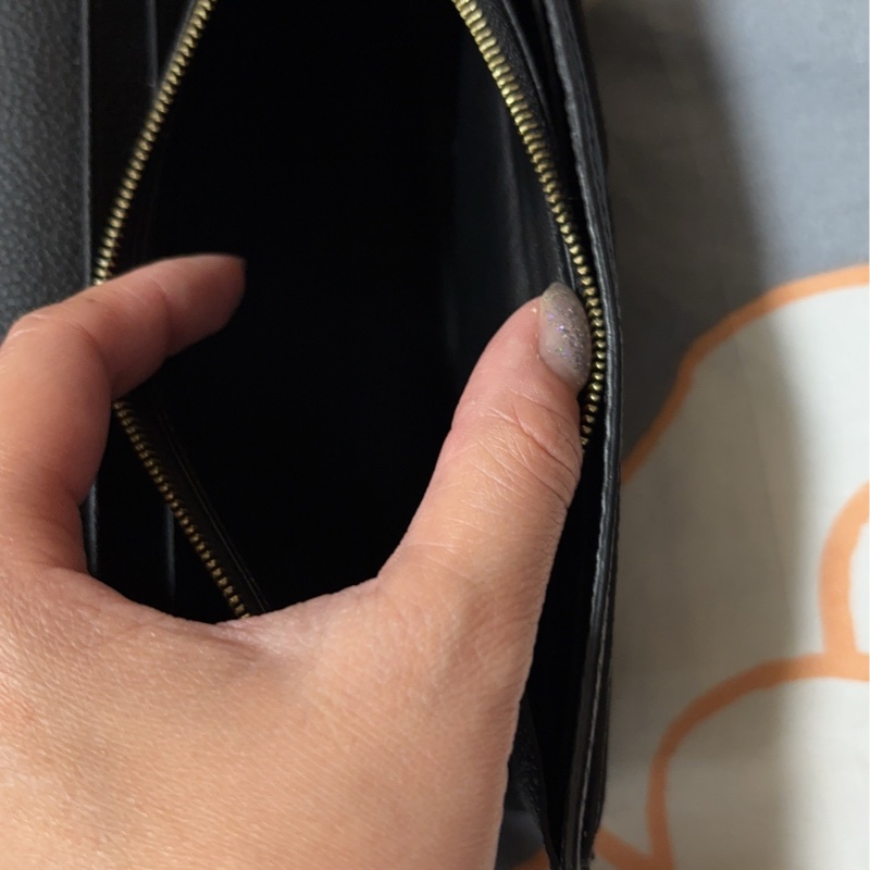 Lv牛皮長夾Sarah-1