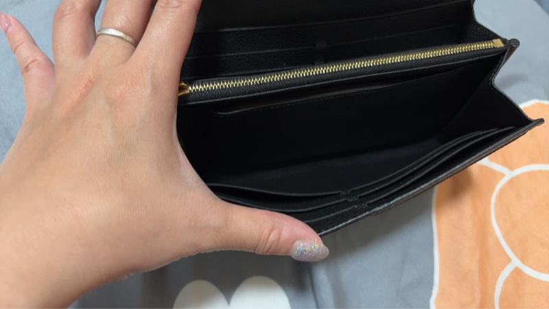 Lv牛皮長夾Sarah-2