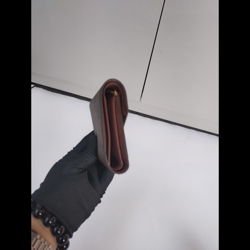 LV 金釦老花3折短方夾-9