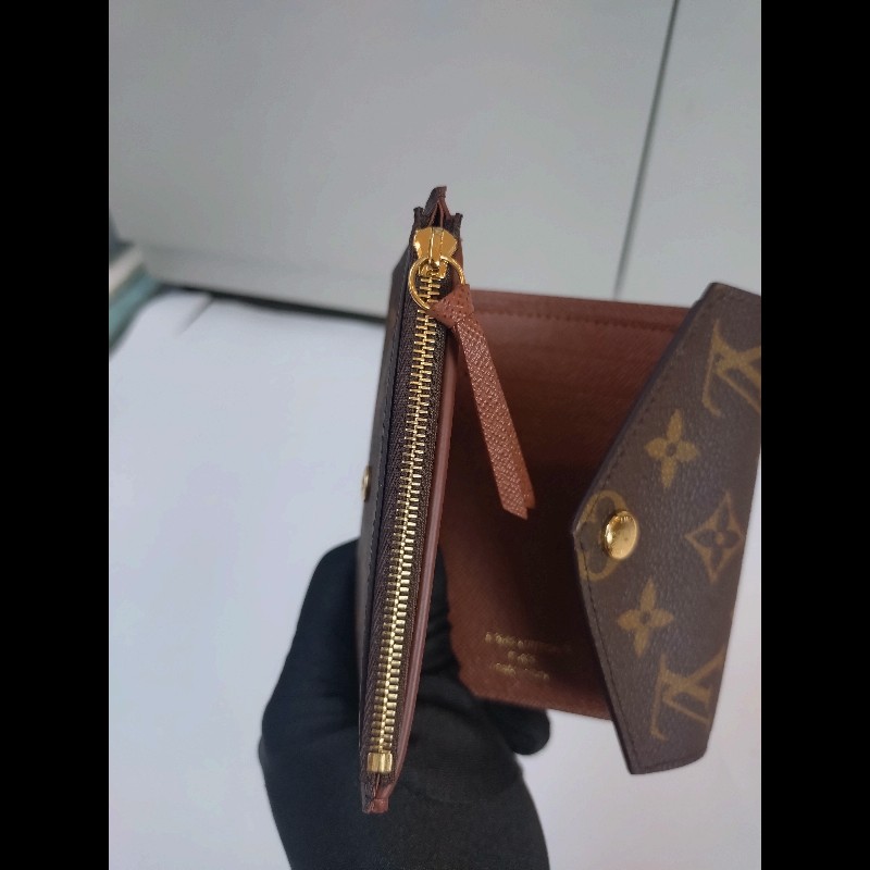 LV 金釦老花3折短方夾-17