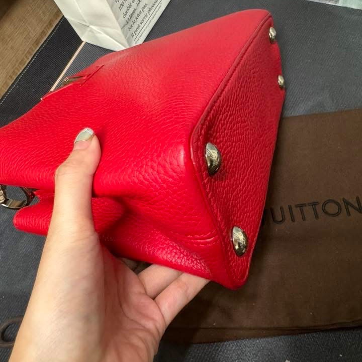 lv capucines 中號-10