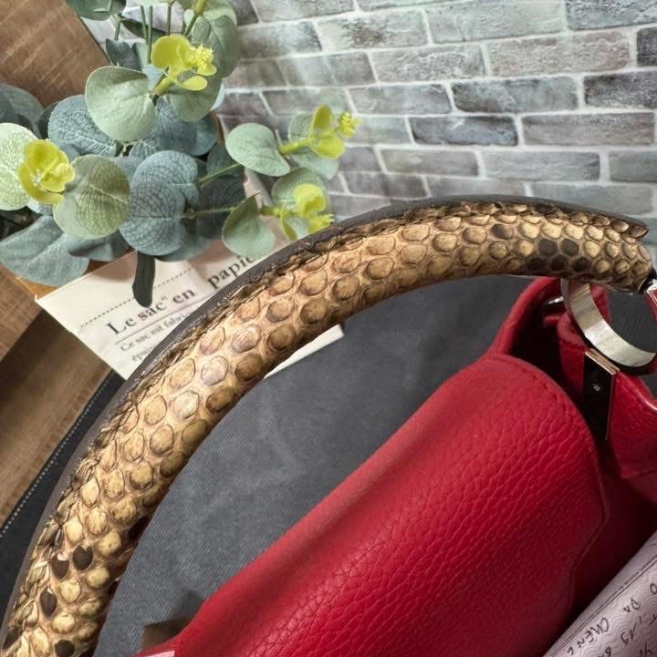 lv capucines 中號-22