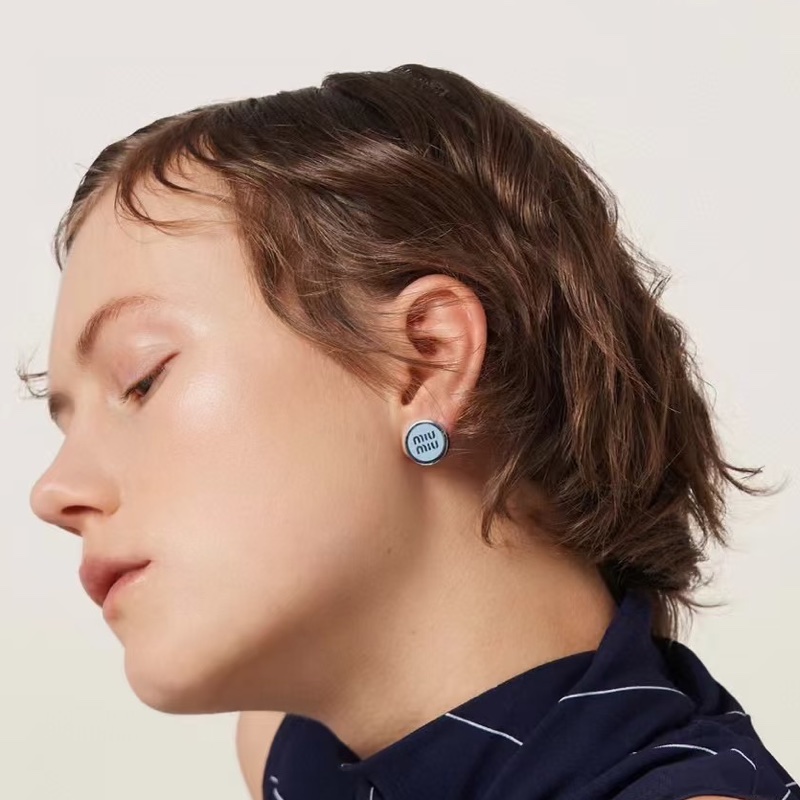 莉亞精品♡Miumiu 藍銀圓耳環 二手-1