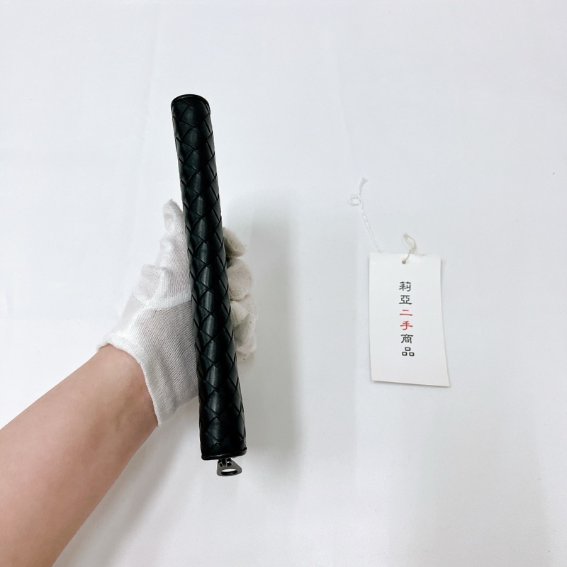 莉亞精品♡BV 小編織半開長夾 黑 二手-3
