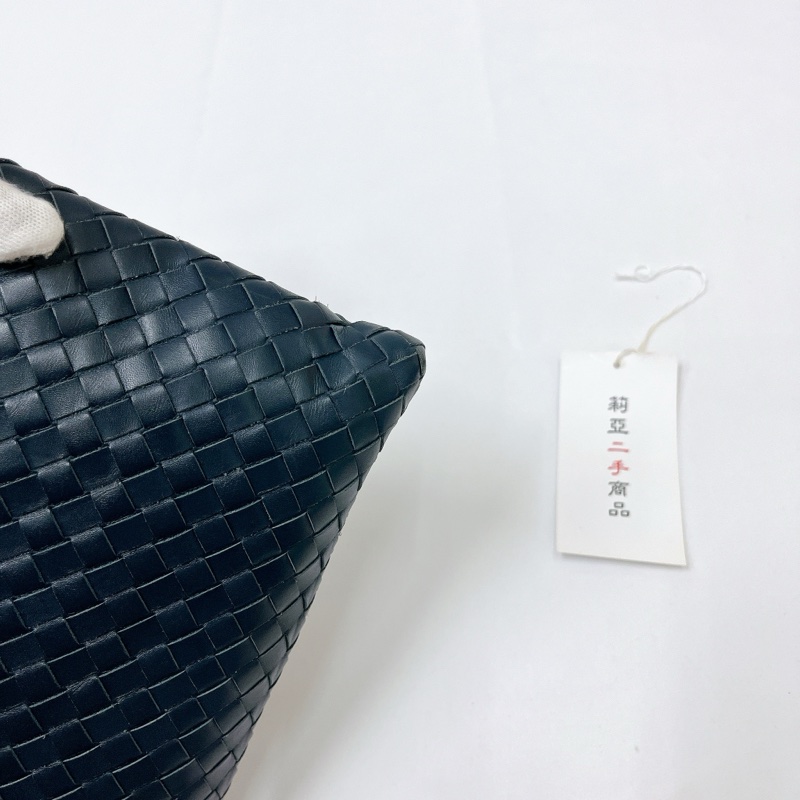 莉亞精品♡BV 小編織 肩背 斜背包 深藍 二手-10