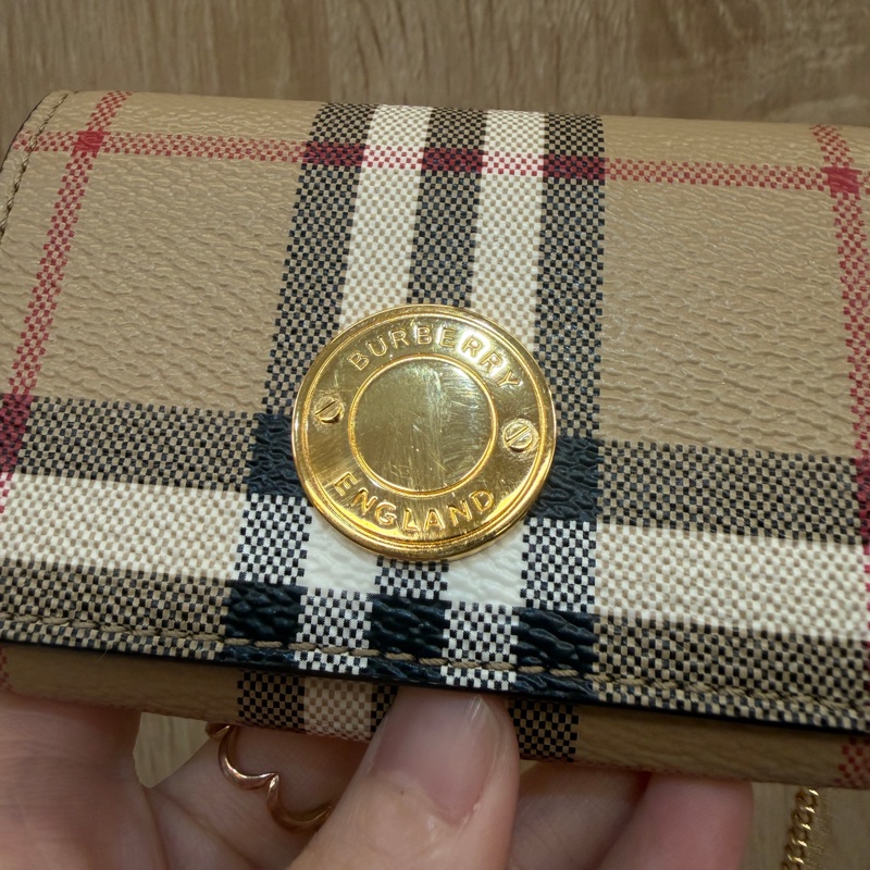 Burberry 經典格紋金釦斜背零錢卡包-1