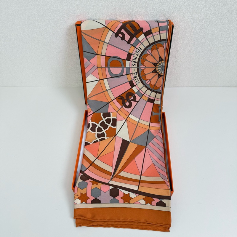Hermes/愛馬仕 Rose de Campagne桑蠶絲絲巾65*65cm-1