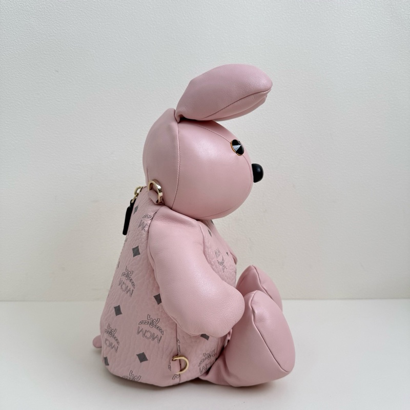 MCM 粉色兔子雙肩包 金扣 附件:肩帶 尺寸:15*45*15cm-3