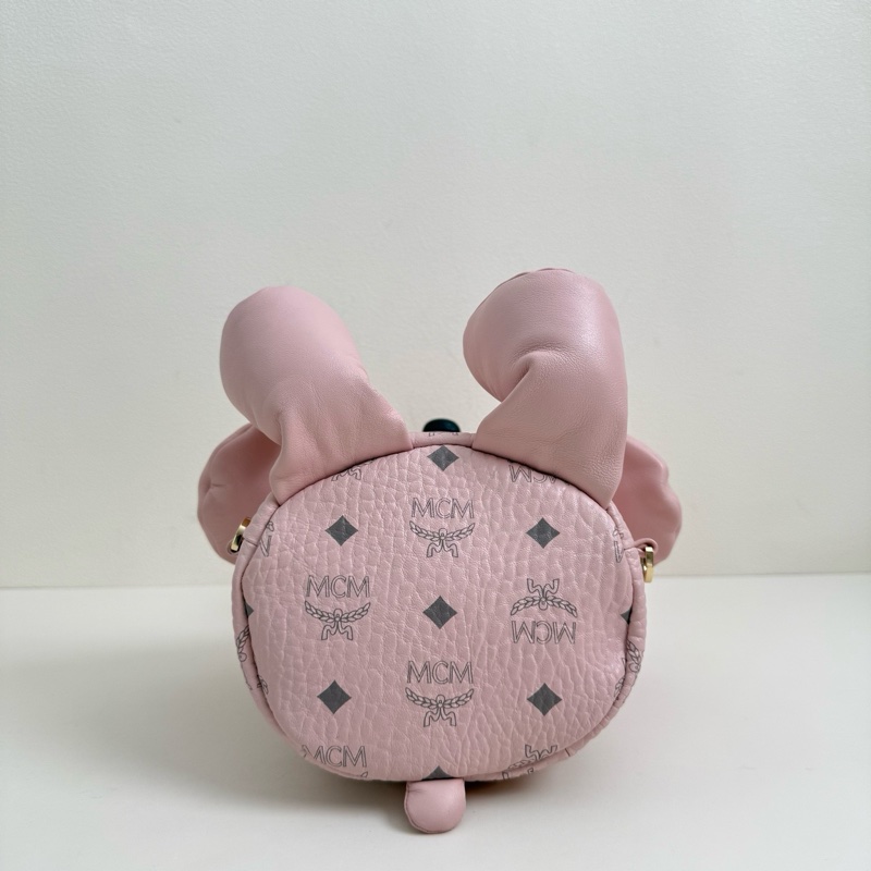 MCM 粉色兔子雙肩包 金扣 附件:肩帶 尺寸:15*45*15cm-7