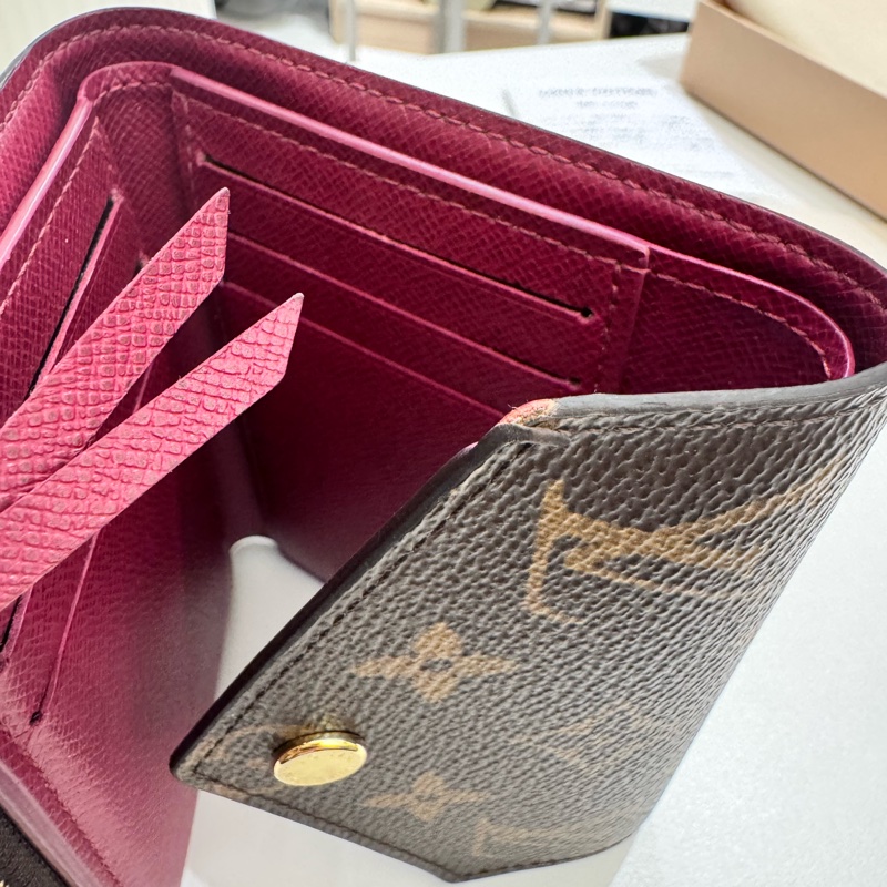 路易威登LV三折皮夾、Victorine 皮夾-12