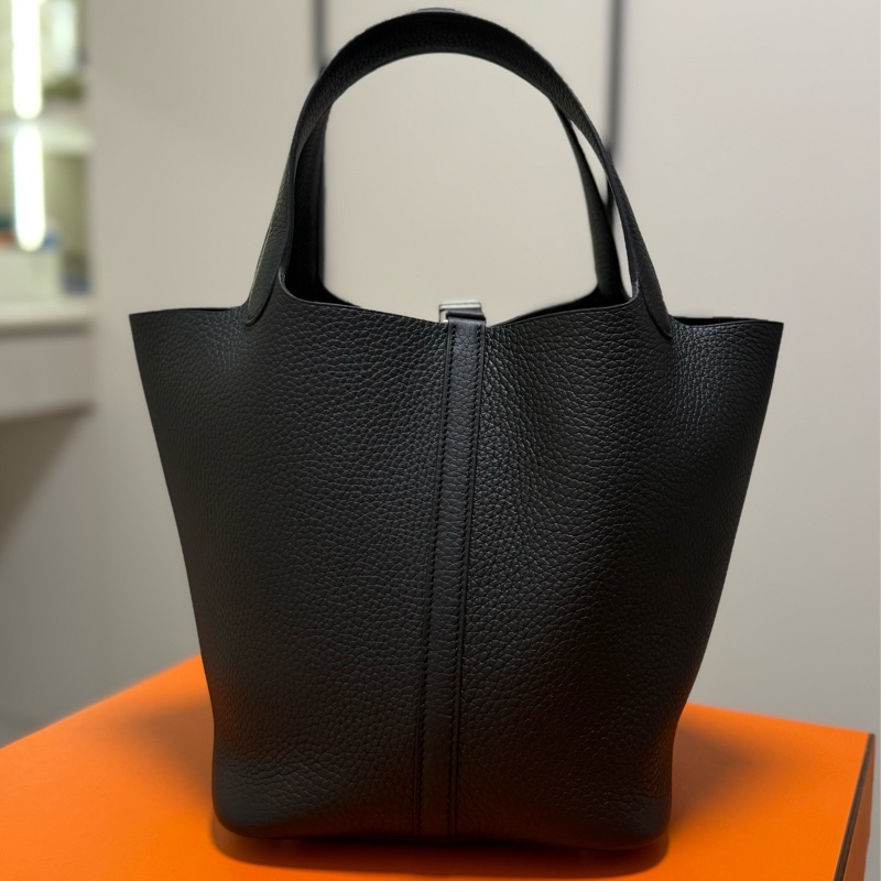 Hermes愛馬仕 pocotin 22 菜籃子 黑銀 stamp G (全新)-6