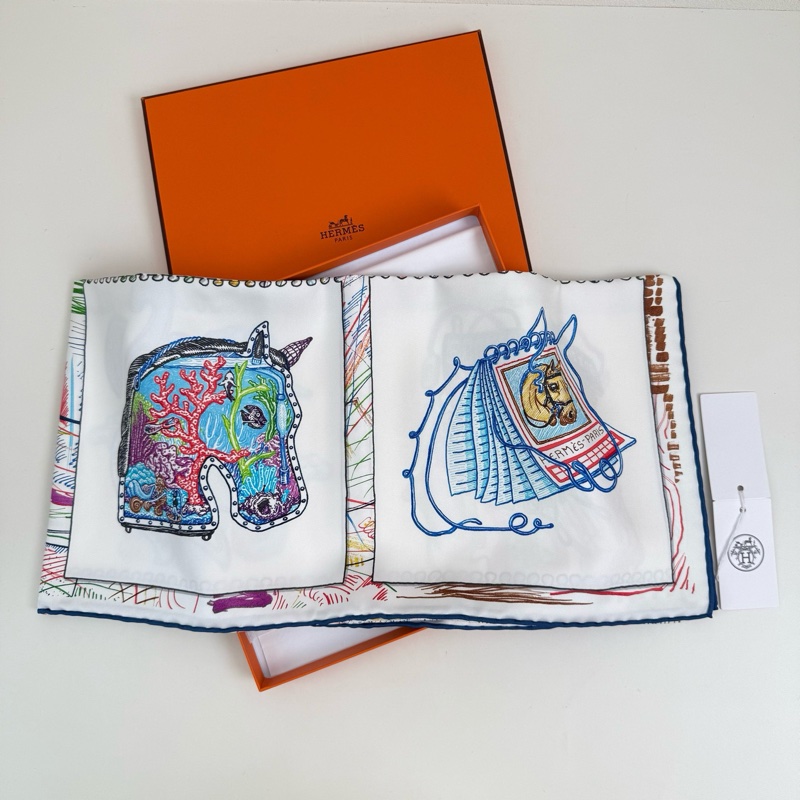 HERMES/愛馬仕 桑蠶絲絲巾 全新帶盒帶標90*90-1