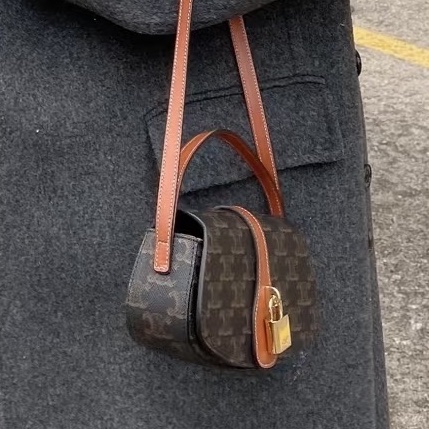 #CELINE 鎖頭肩背包 Lisa同款 ❤️-7