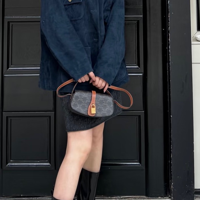 #CELINE 鎖頭肩背包 Lisa同款 ❤️-22