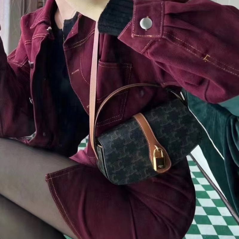 #CELINE 鎖頭肩背包 Lisa同款 ❤️-24